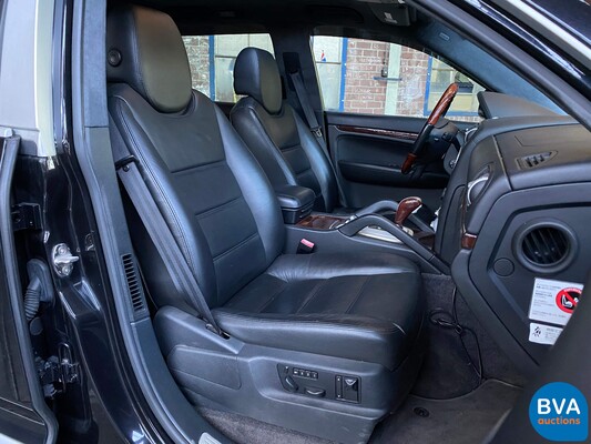 Porsche Cayenne Turbo 4.5 V8 450pk 2004 -YOUNGTIMER-