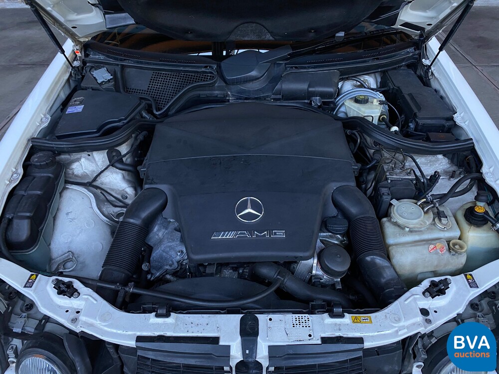 Mercedes Benz E55 AMG Combi 5.4 V8 354pk E-Class 2002 -YOUNGTIMER-, K-833-NL.