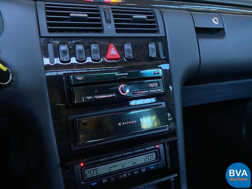 Mercedes Benz E55 AMG Combi 5.4 V8 354pk E-Class 2002 -YOUNGTIMER-, K-833-NL.