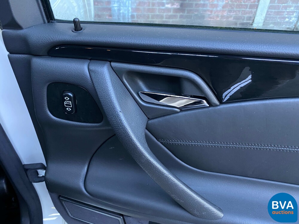 Mercedes Benz E55 AMG Combi 5.4 V8 354pk E-Class 2002 -YOUNGTIMER-, K-833-NL.