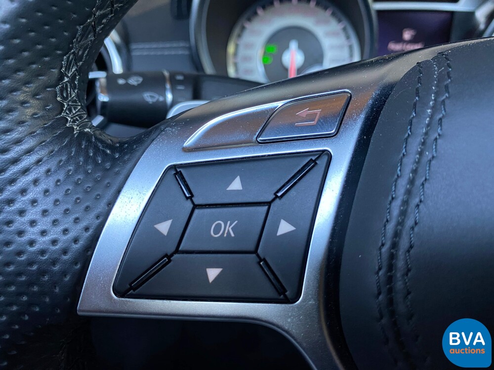 Mercedes Benz SL550 AMG 4.6 V8 TT 435hp 2013.