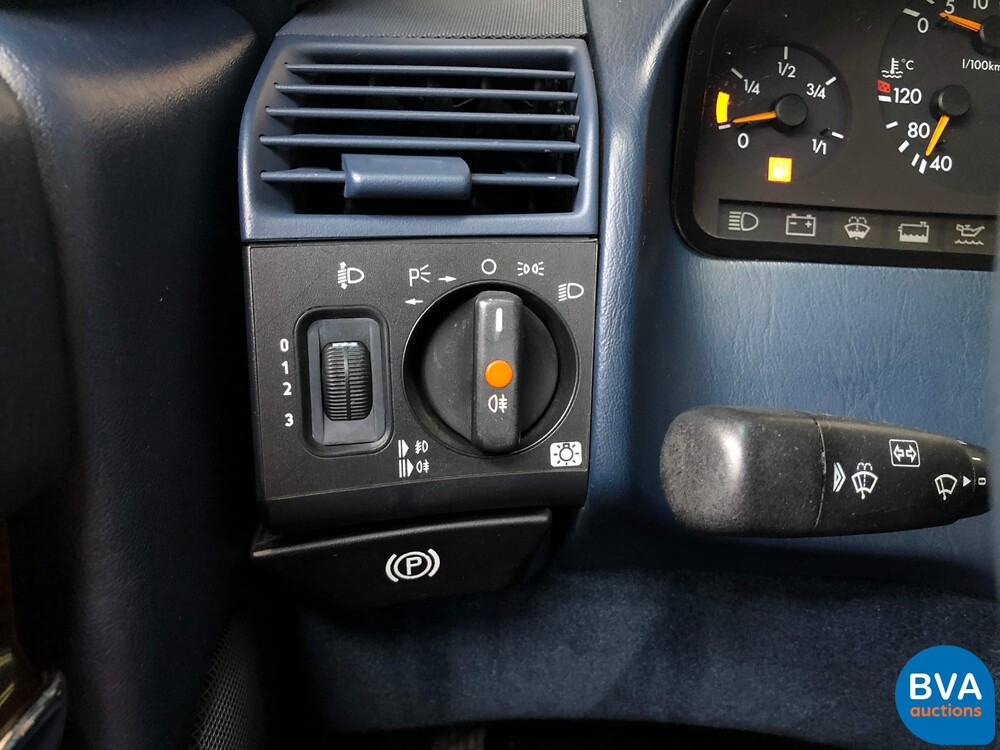 1994 Mercedes-Benz SL280 Roadster R129 SL-Class Cabriolet, 31-JF-VN.