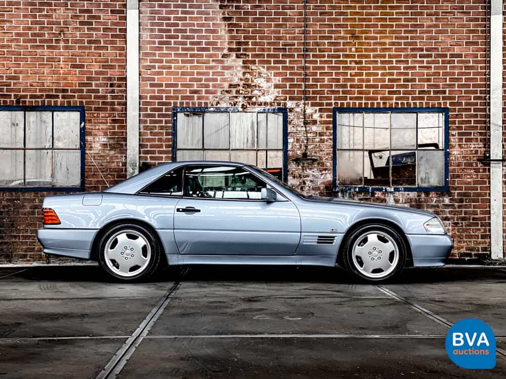 1994 Mercedes-Benz SL280 Roadster R129 SL-Class Cabriolet, 31-JF-VN.