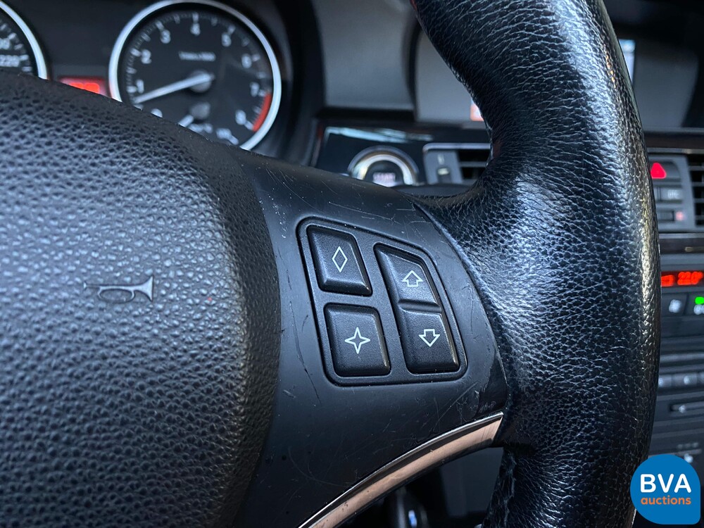 BMW 325i Cabriolet 218pk Automatic 3-Series 2008, KR-485-L.