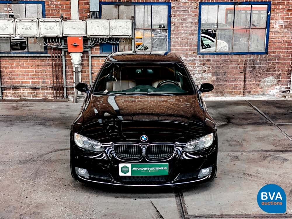 BMW 325i Cabriolet 218pk Automatic 3-Series 2008, KR-485-L.