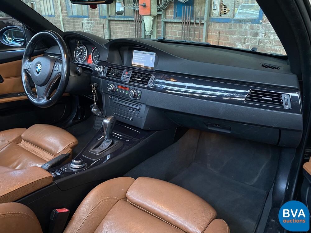 BMW 325i Cabriolet 218pk Automatic 3-Series 2008, KR-485-L.