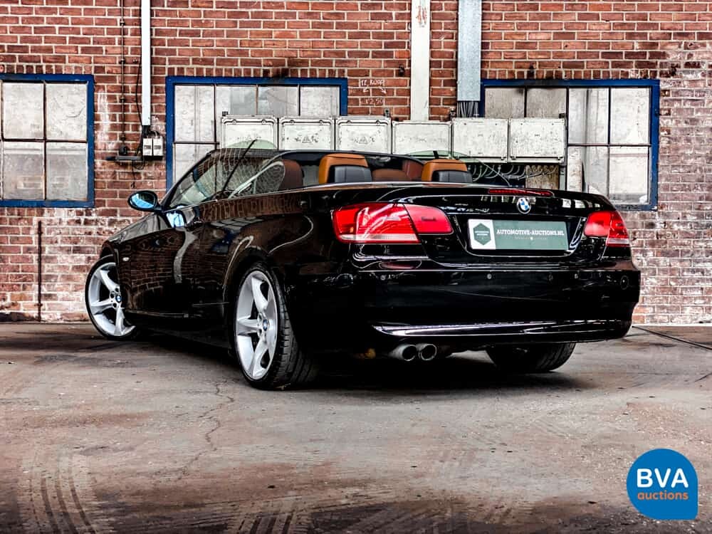 BMW 325i Cabriolet 218pk Automatic 3-Series 2008, KR-485-L.