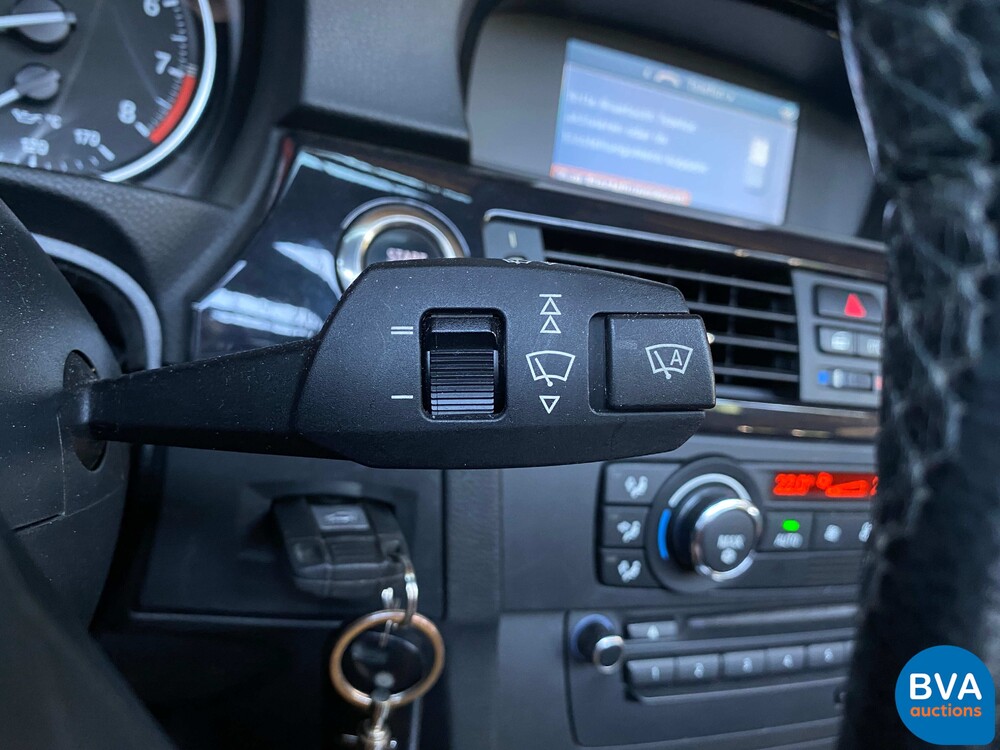 BMW 325i Cabriolet 218pk Automatic 3-Series 2008, KR-485-L.