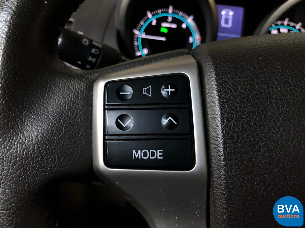 Toyota Land Cruiser 3-door 3.0 D-4D VX Automatic 2010, 01-LHF-8.