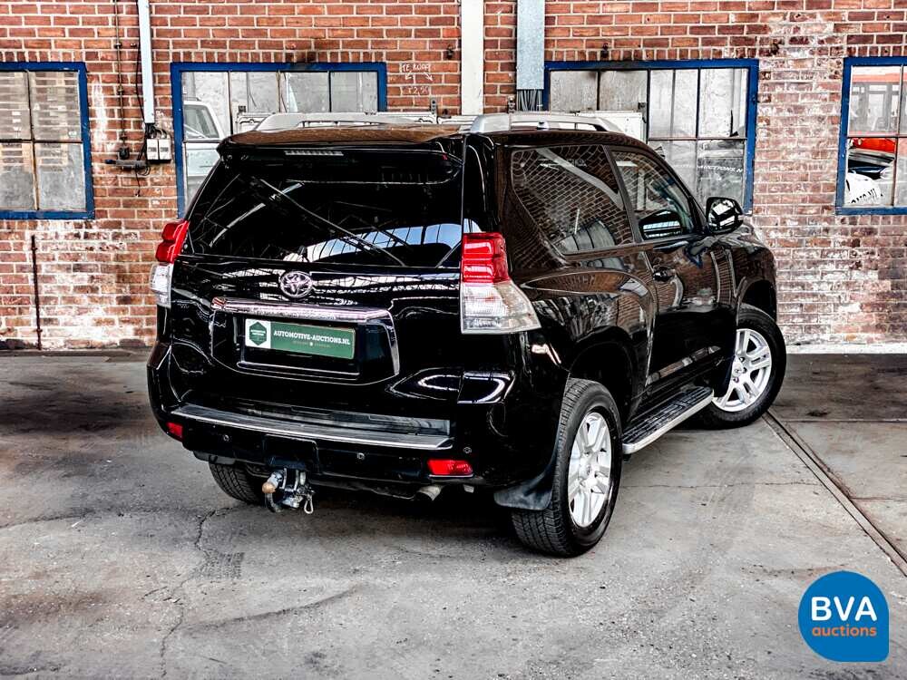 Toyota Land Cruiser 3-door 3.0 D-4D VX Automatic 2010, 01-LHF-8.