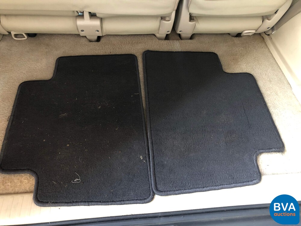 Toyota Land Cruiser 3-door 3.0 D-4D VX Automatic 2010, 01-LHF-8.