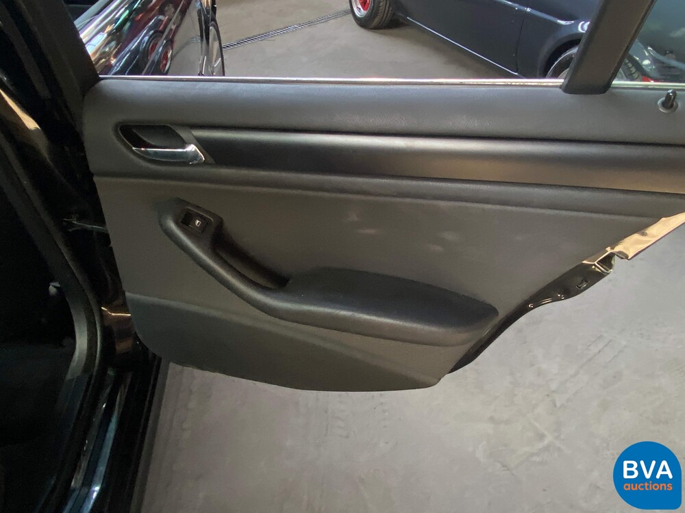 BMW 318i Sedan 143hp 2005 3-SERIES, 04-KVP-3.