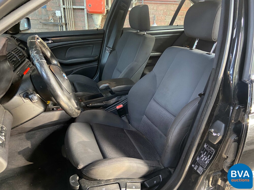 BMW 318i Sedan 143hp 2005 3-SERIES, 04-KVP-3.