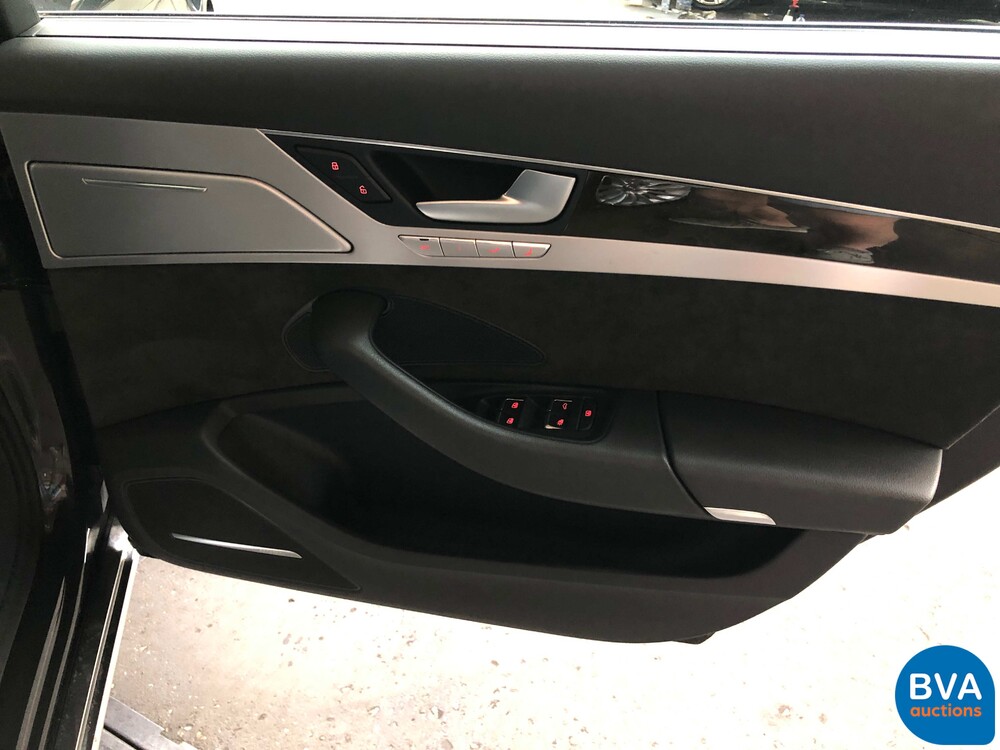 Audi A8 Long 3.0 TDI Quattro Pro Line+ 258hp 2015 -Org. NL-, 1-ZHR-24.