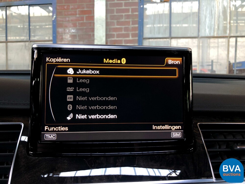 Audi A8 Long 3.0 TDI Quattro Pro Line+ 258hp 2015 -Org. NL-, 1-ZHR-24.