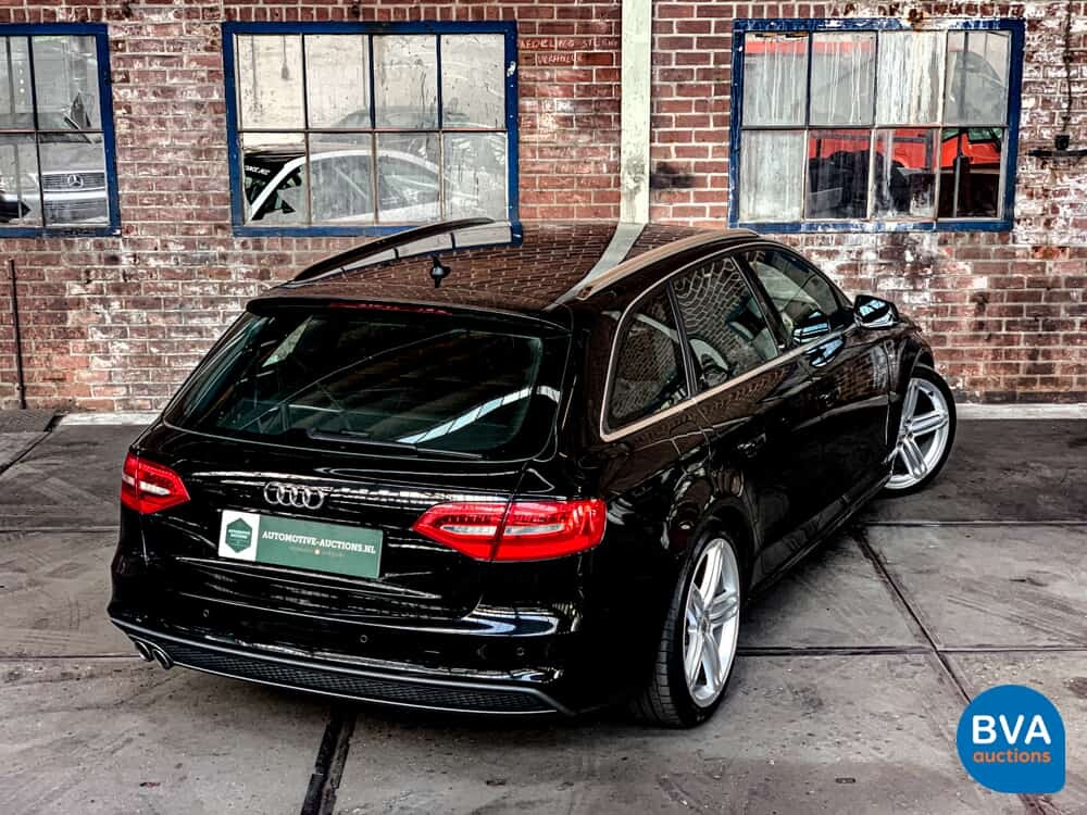 Audi A4 Avant 2.0 TDI S-Line Automatic 140hp 2014.