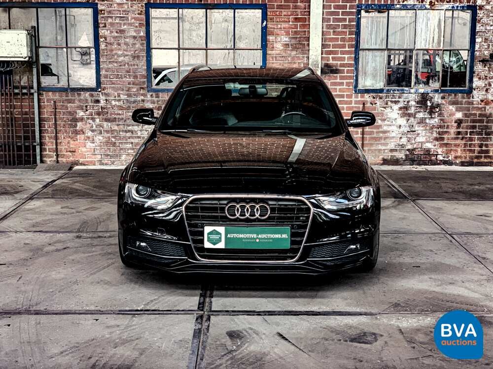 Audi A4 Avant 2.0 TDI S-Line Automatic 140hp 2014.