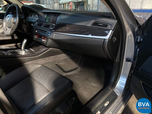 BMW 528i Sedan 245pk 5-Serie - Org.NL - 2012, 14-XSG-8