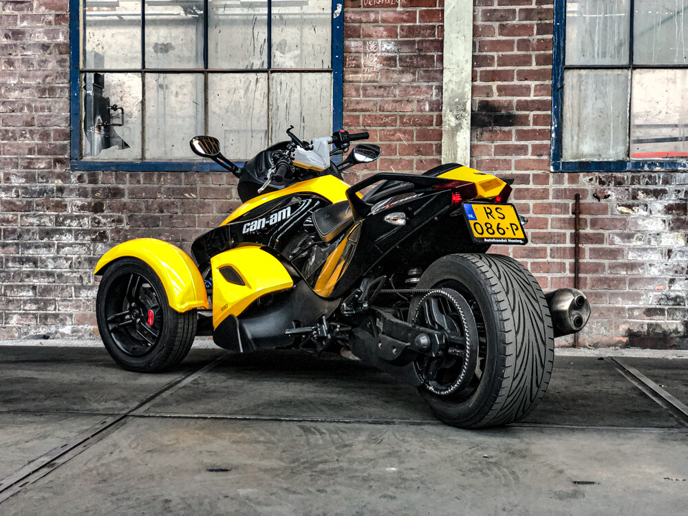 Can-Am Spyder Bombardier 98hp 2009 Can Am RS-S SE5 , RS-086-P.