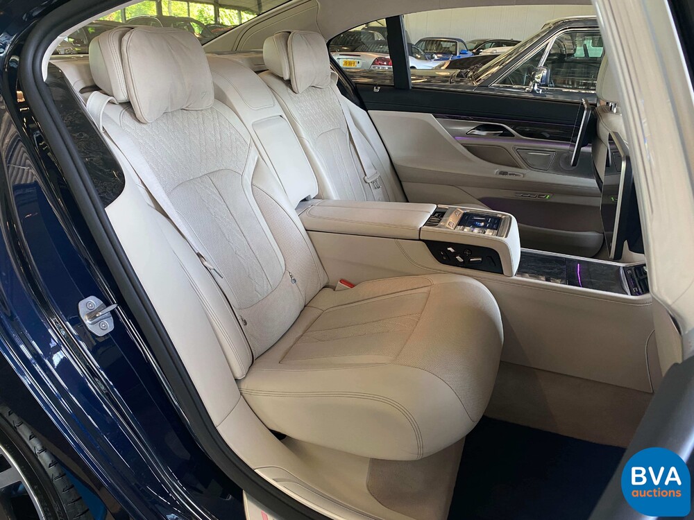 BMW 750Li xDrive M-Sport LANG 449pk M-Package 2016-MY, HK-625-K.