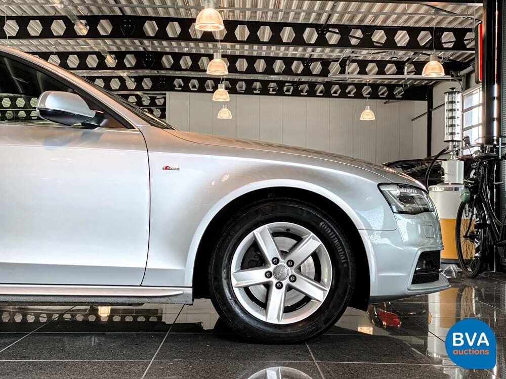 Audi A4 1.8 TFSIe Limited S-Line 170hp 2014 S-Edition -Original NL-, 6-XKT-71.