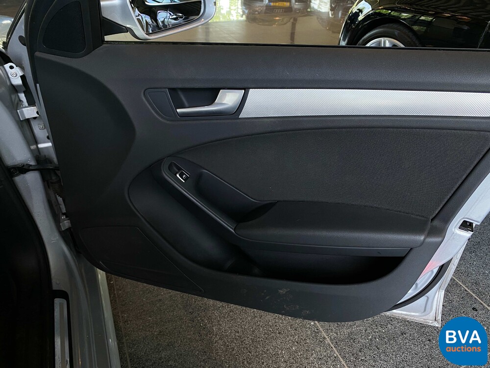 Audi A4 1.8 TFSIe Limited S-Line 170hp 2014 S-Edition -Original NL-, 6-XKT-71.