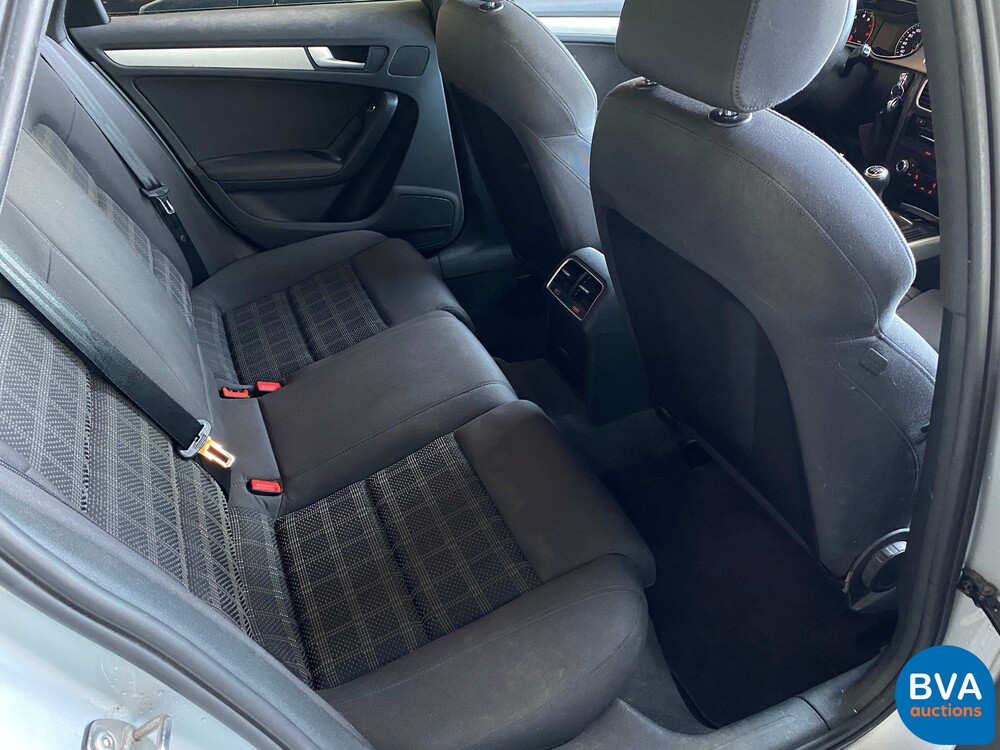 Audi A4 1.8 TFSIe Limited S-Line 170hp 2014 S-Edition -Original NL-, 6-XKT-71.