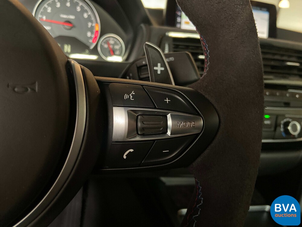 BMW M4 CS 460pk Akrapovic 2018 -LIMITED EDITION- Original-NL car.