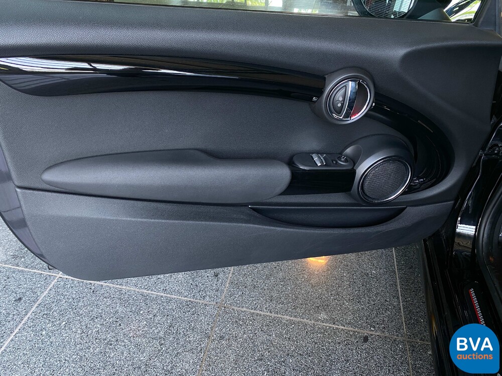 Mini-Cooper 2.0 John Cooper Works (JCW) Chile 307 PS 2016 F56, G-661-FG.