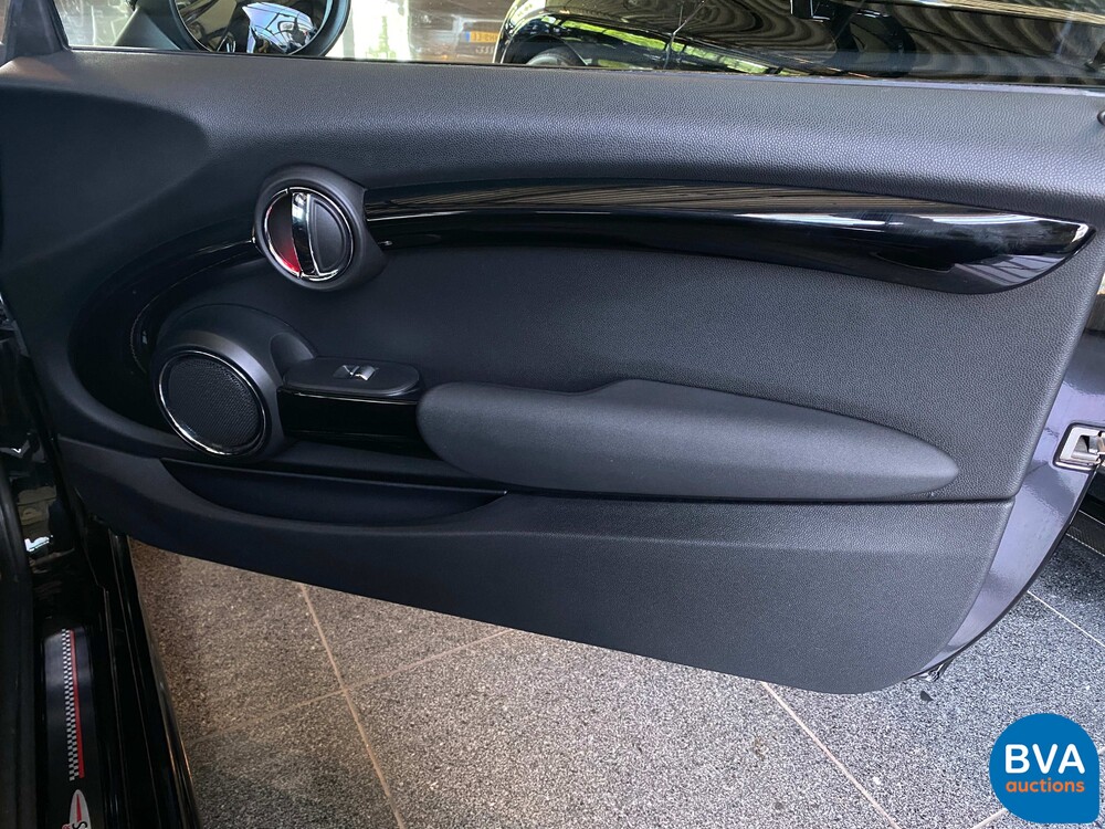 Mini-Cooper 2.0 John Cooper Works (JCW) Chile 307 PS 2016 F56, G-661-FG.