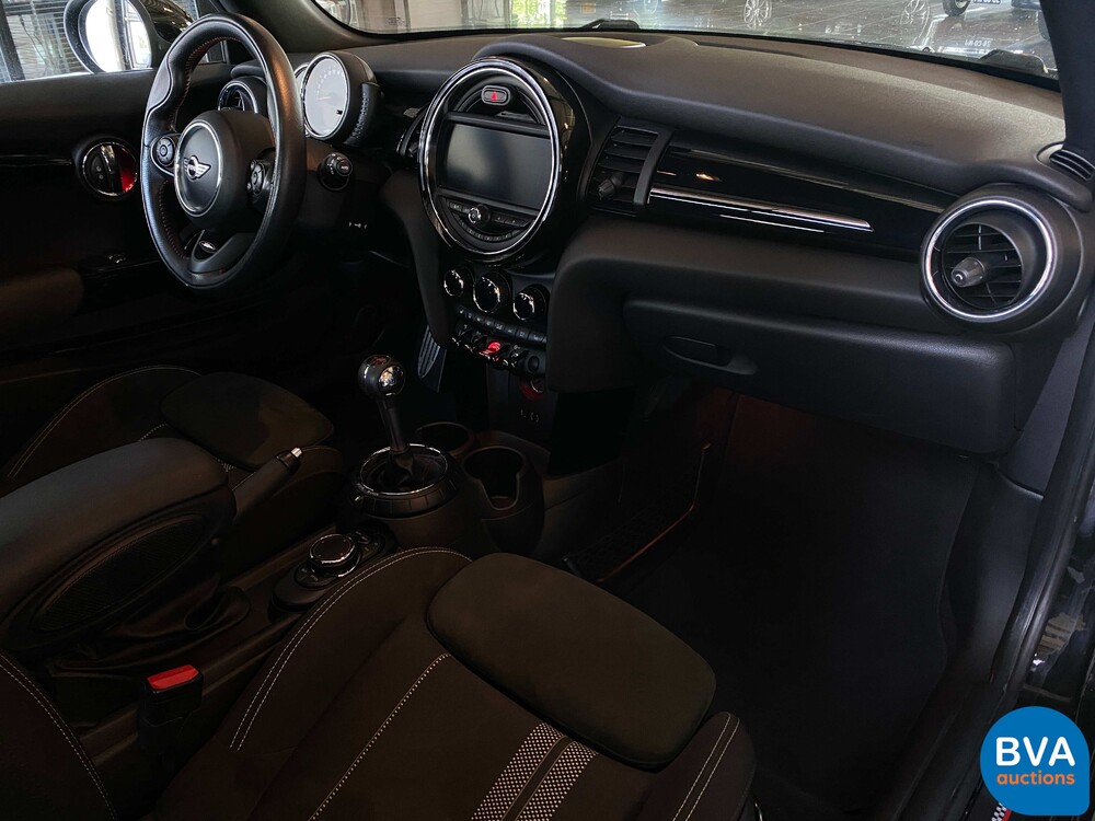 Mini-Cooper 2.0 John Cooper Works (JCW) Chile 307 PS 2016 F56, G-661-FG.