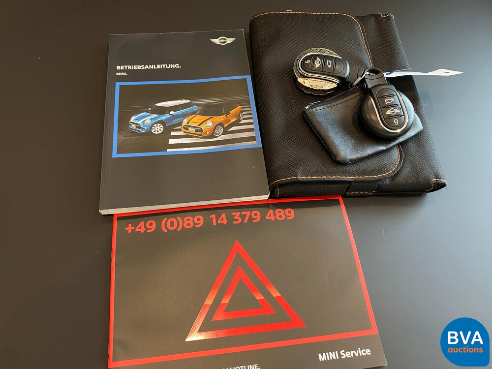 Mini-Cooper 2.0 John Cooper Works (JCW) Chile 307 PS 2016 F56, G-661-FG.