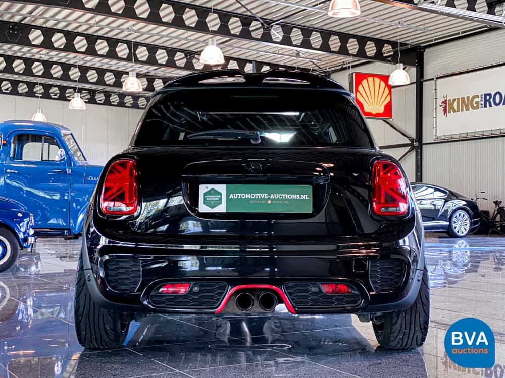 Mini-Cooper 2.0 John Cooper Works (JCW) Chile 307 PS 2016 F56, G-661-FG.