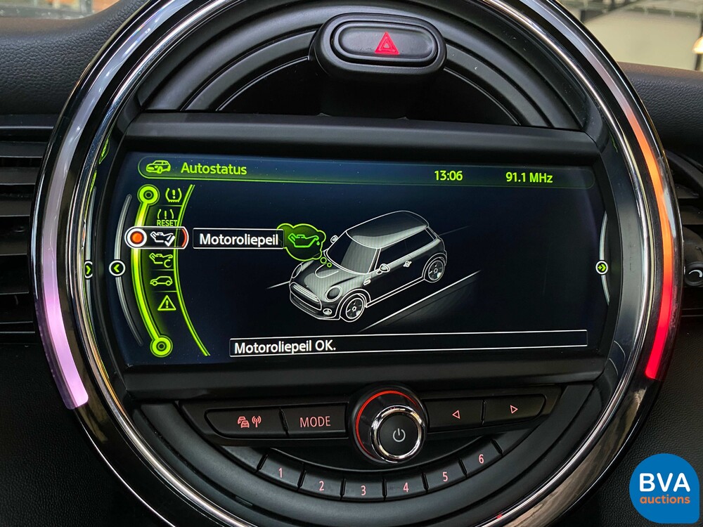 Mini-Cooper 2.0 John Cooper Works (JCW) Chile 307 PS 2016 F56, G-661-FG.