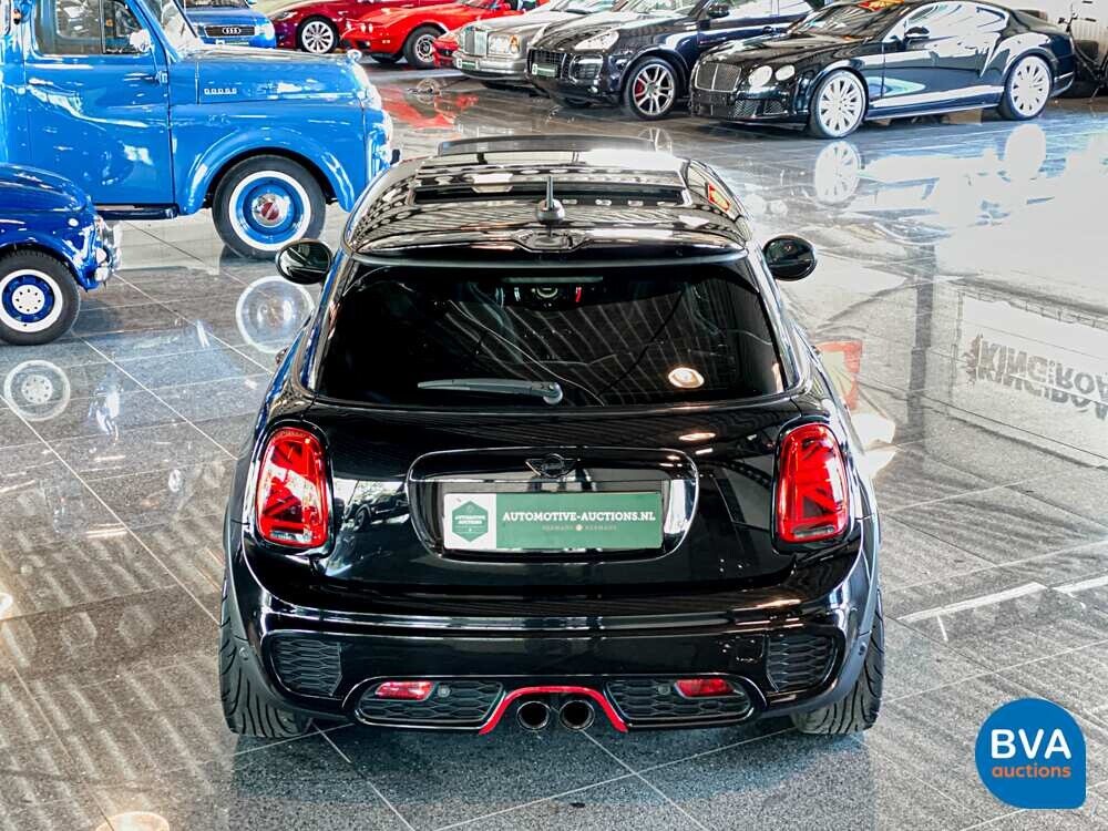 Mini-Cooper 2.0 John Cooper Works (JCW) Chile 307 PS 2016 F56, G-661-FG.