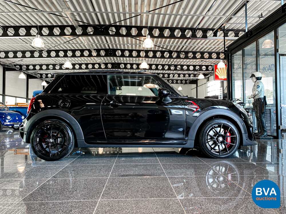 Mini-Cooper 2.0 John Cooper Works (JCW) Chile 307 PS 2016 F56, G-661-FG.