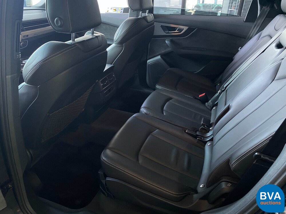 Audi Q7 3.0 TDI E-Tron Quattro S-Line 373pk 2016 -Original NL-, ND-401-F.