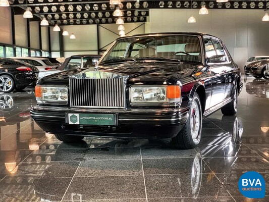 Britische Autoauktion Bentley, Range Rover, Rolls-Royce und Mini in Dieren.