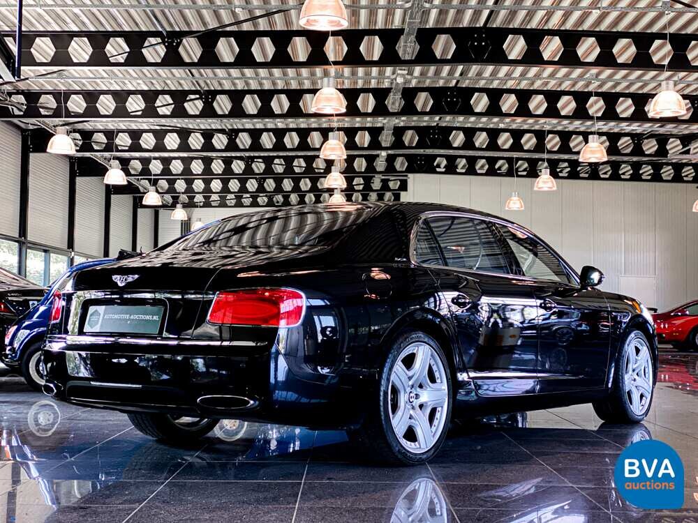 Bentley Flying Sporn 6.0 W12 625 PS 2013, JP-643-P.