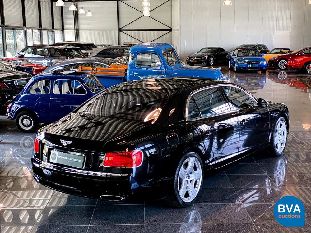 Bentley Flying Sporn 6.0 W12 625 PS 2013, JP-643-P.