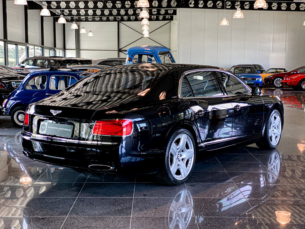 Bentley Flying Sporn 6.0 W12 625 PS 2013, JP-643-P.