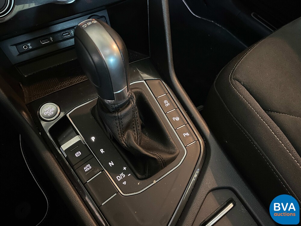 Volkswagen Tiguan 1.4 TSI R-Line Highline 150pk 2017 -Original NL-, PP-497-N.