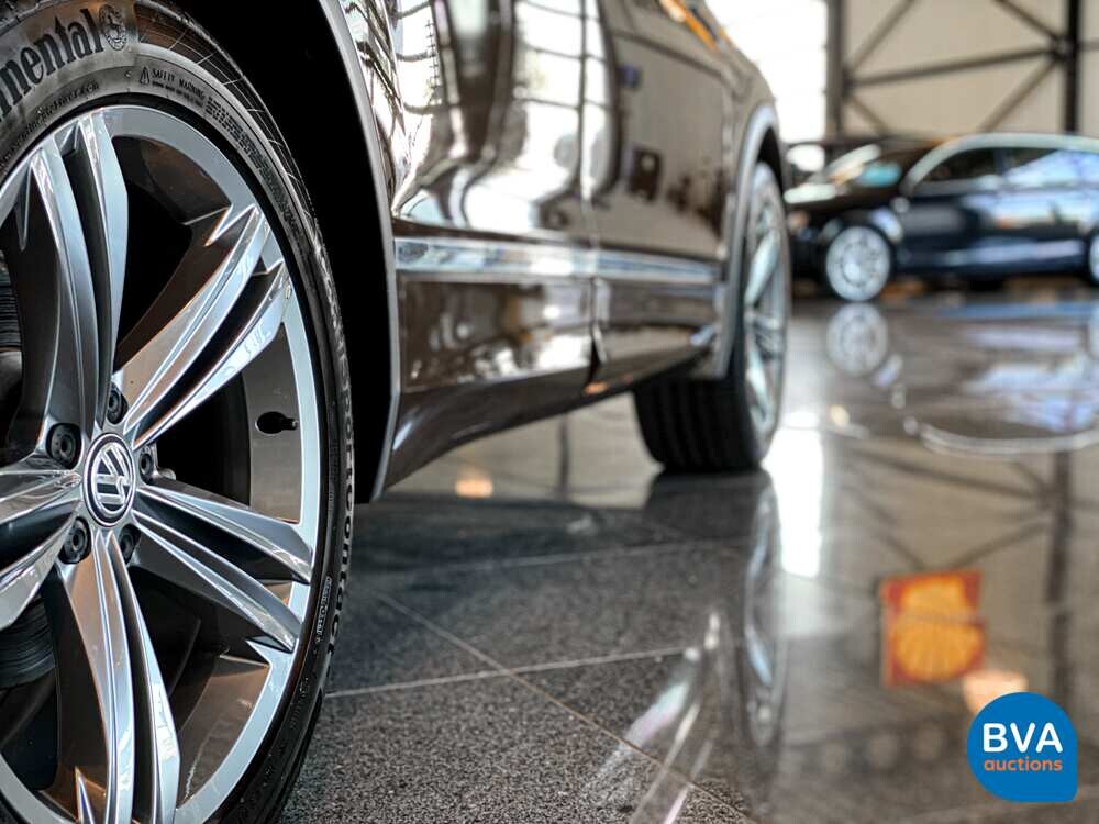 Volkswagen Tiguan 1.4 TSI R-Line Highline 150pk 2017 -Original NL-, PP-497-N.