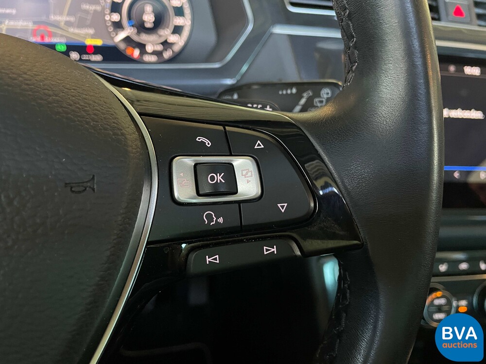 Volkswagen Tiguan 1.4 TSI R-Line Highline 150pk 2017 -Original NL-, PP-497-N.