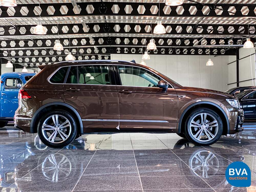 Volkswagen Tiguan 1.4 TSI R-Line Highline 150pk 2017 -Original NL-, PP-497-N.