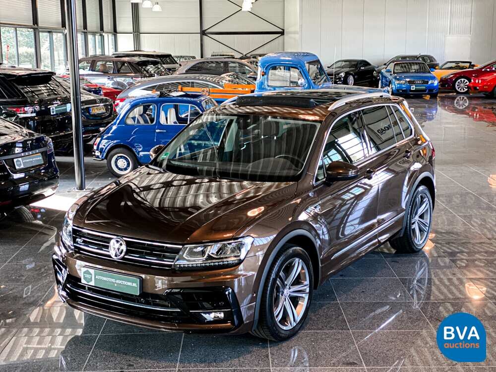 Volkswagen Tiguan 1.4 TSI R-Line Highline 150pk 2017 -Original NL-, PP-497-N.