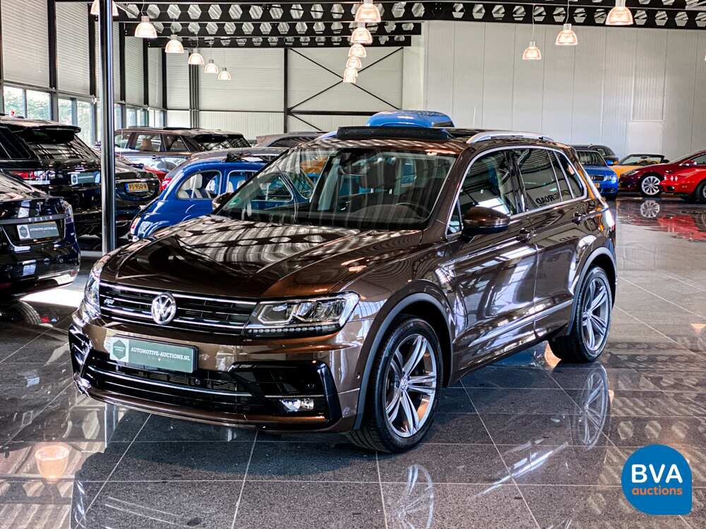 Volkswagen Tiguan 1.4 TSI R-Line Highline 150pk 2017 -Original NL-, PP-497-N.