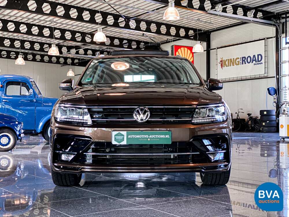 Volkswagen Tiguan 1.4 TSI R-Line Highline 150pk 2017 -Original NL-, PP-497-N.