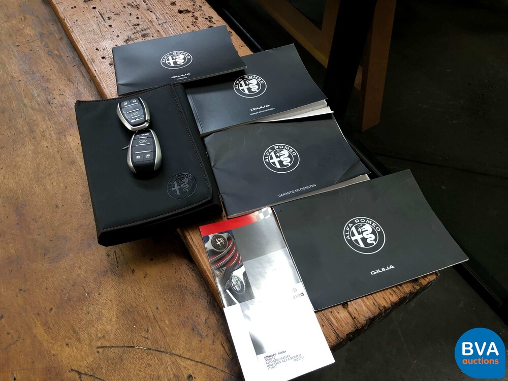 Alfa Romeo Giulia VELOCE 2.2 AWD 2017 209pk ORG-NL, NS-867-T