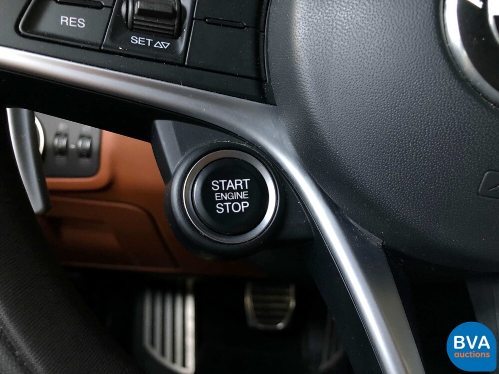 Alfa Romeo Giulia VELOCE 2.2 AWD 2017 209pk ORG-NL, NS-867-T